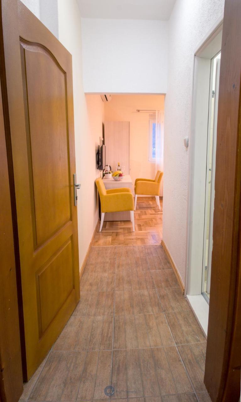 Apartments Vila Marija Kotor Buitenkant foto