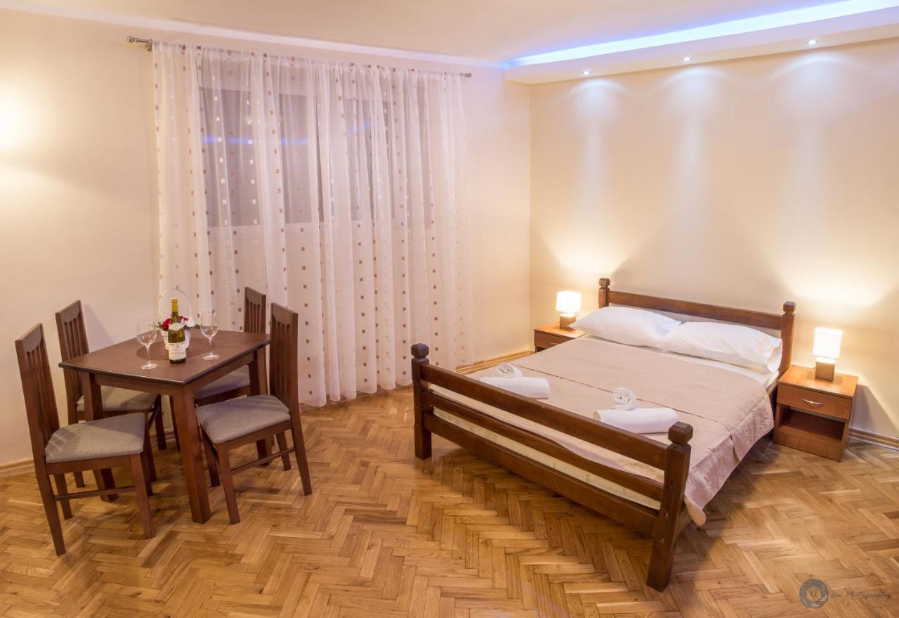Apartments Vila Marija Kotor Buitenkant foto