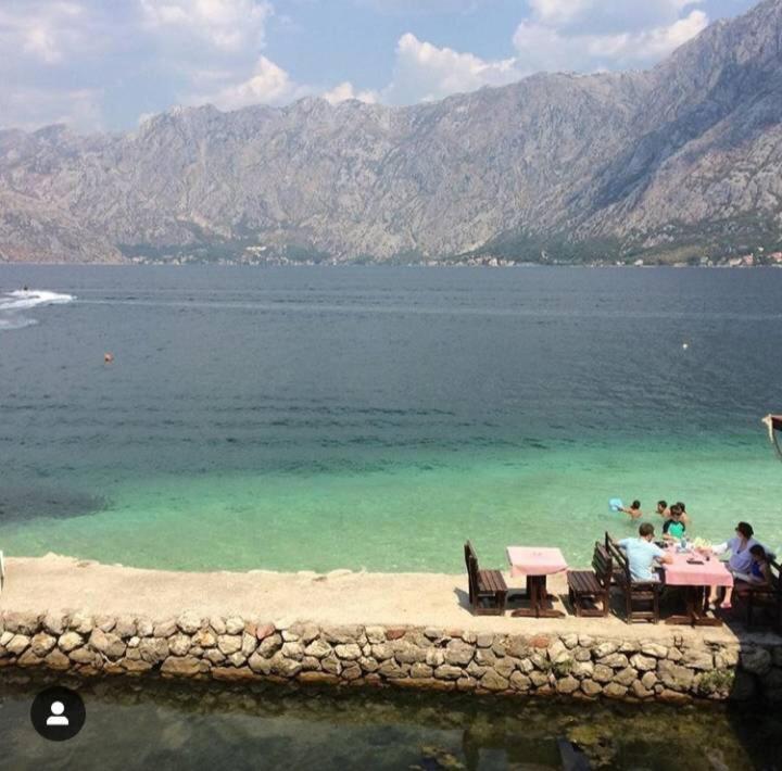 Apartments Vila Marija Kotor Buitenkant foto