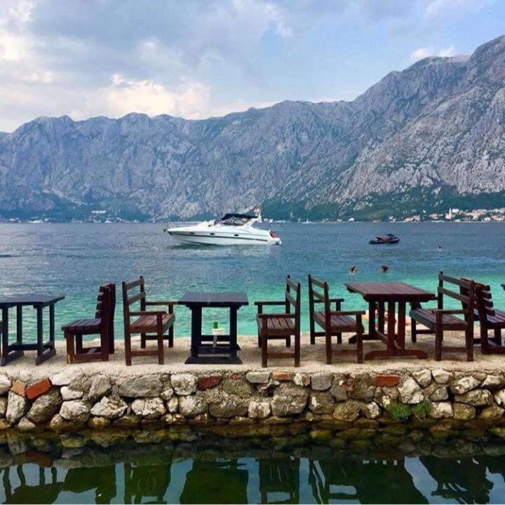 Apartments Vila Marija Kotor Buitenkant foto