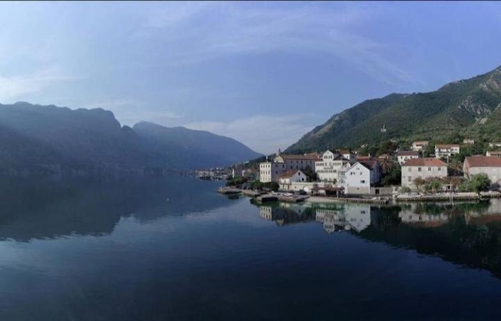 Apartments Vila Marija Kotor Buitenkant foto
